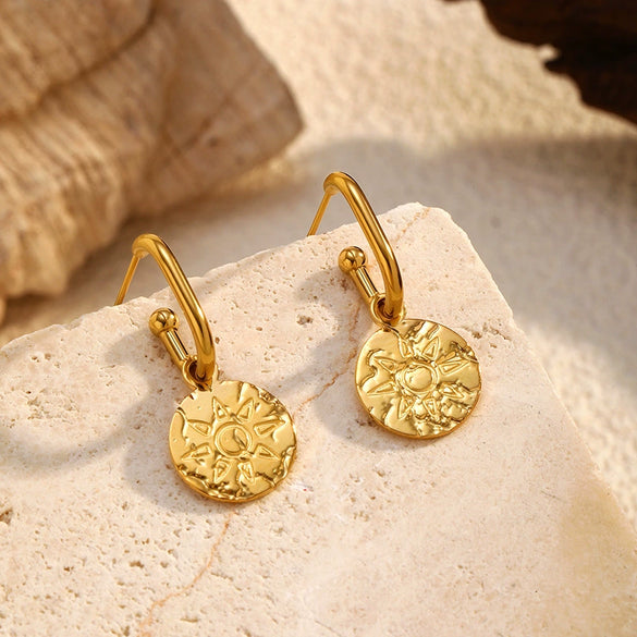 Wholesale Women's Retro Geometric Ushaped Stainless Steel Electroplated Earrings