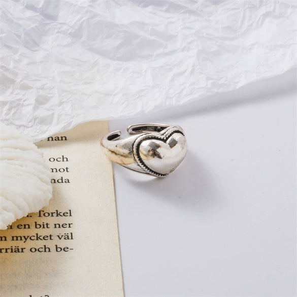 Wholesale Women's Retro Heartshaped Alloy Ring With Electroplating