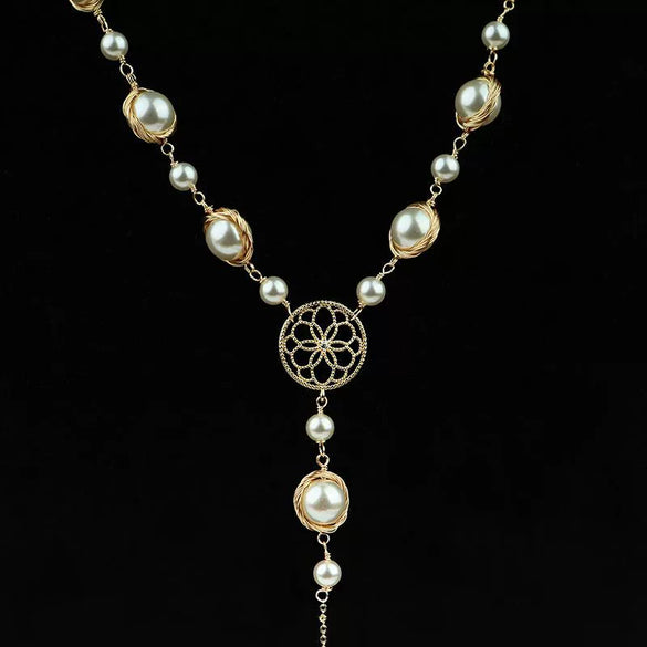 Wholesale Women's Retro Highend Freshwater Pearl Geometric Style Necklace With Electroplating And Regular Chain