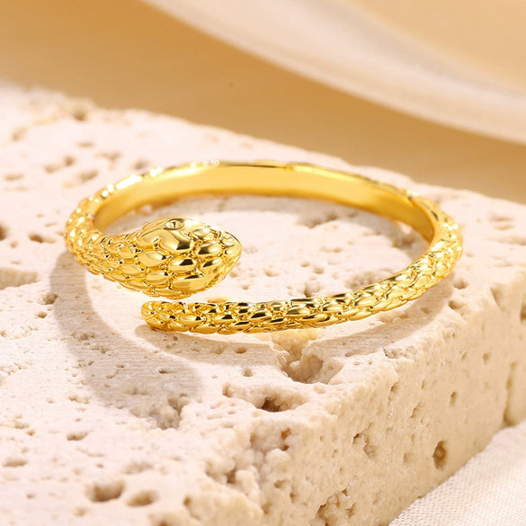 Wholesale Women's Retro Hip Hop Snake Ring Copper Electroplated