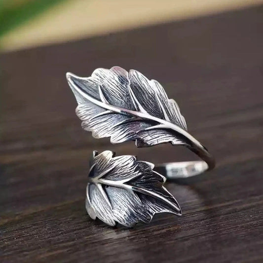 Wholesale Women's Retro Leaf Ring Copper Inlaid Zircon With Cartoon Characters Style