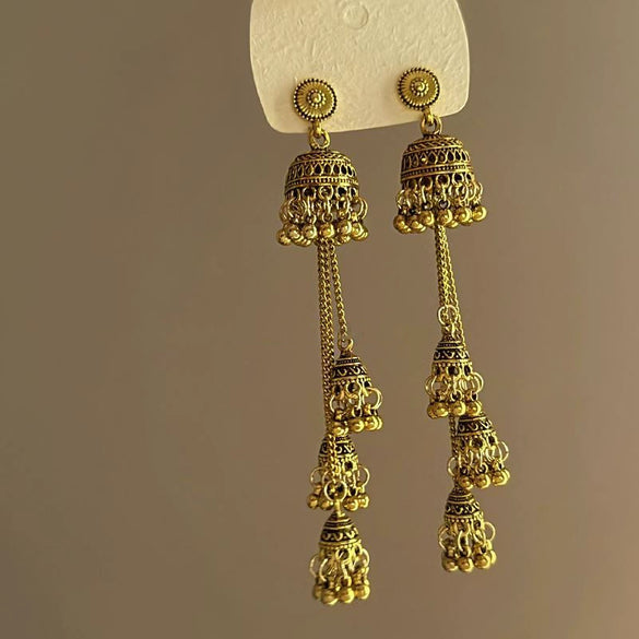 Wholesale Women's Retro Metal Geometric Tassel Earrings With Electroplating Design