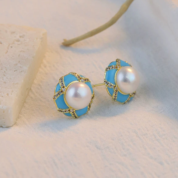 Wholesale Women's Retro Natural Freshwater Pearl Sterling Silver Round Earrings