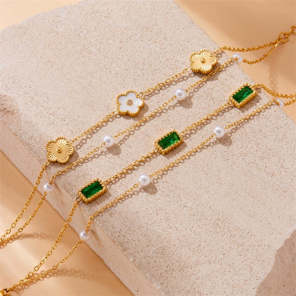 Wholesale Women's Retro Niche Multilayer Stacked Square Flower Stainless Steel Goldplated Bracelet With Electroplating Design