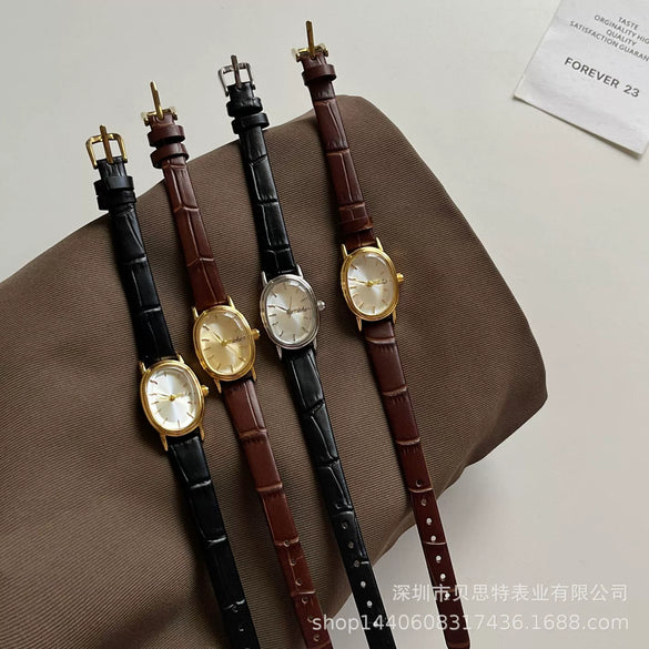 Wholesale Women's Retro Oval Alloy Case Leather Strap Watch Medieval Style