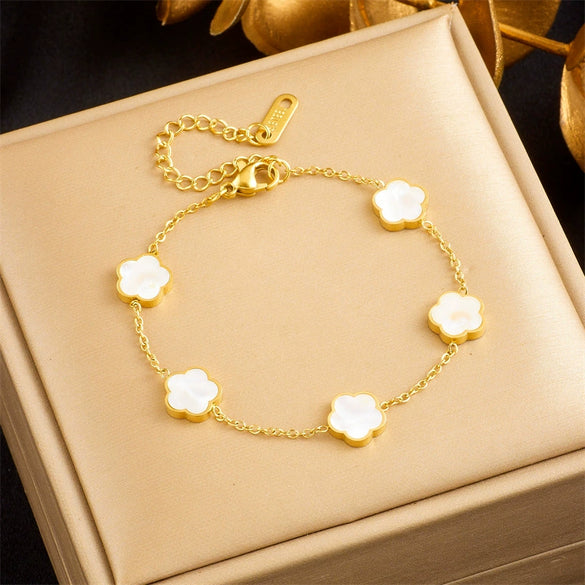Wholesale Women's Retro Simple Flower Stainless Steel Electroplated Bracelet Accessories Connecting Chain