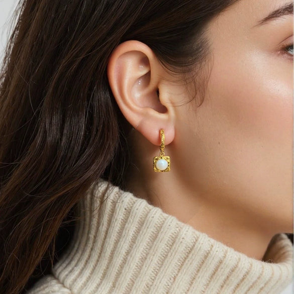 Wholesale Women's Retro Simple Geometric S925 Sterling Silver Inlaid Natural Pearl Earrings