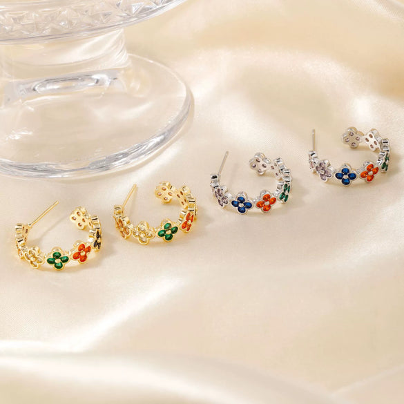 Wholesale Women's Retro Simple High Sense Ins Micro Set Zircon Four Leaf Clover Earrings Copper Jewelry