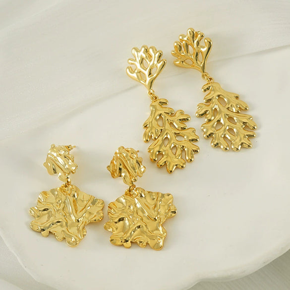 Wholesale Women's Retro 316L Stainless Steel Irregular Lava Leaf Earrings With 18K Gold Plated Electroplating Design