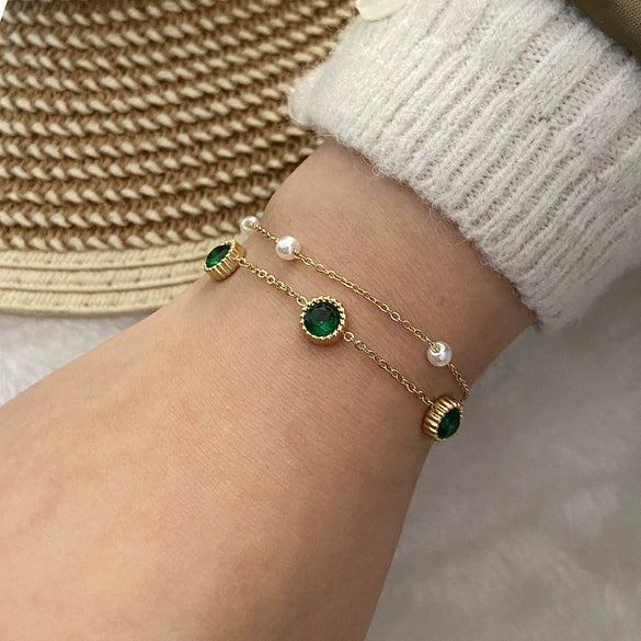 Wholesale Women's Retro Star Pattern Stainless Steel Electroplated Bracelet