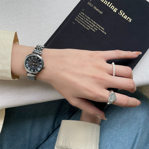 Wholesale Women's Retro Style Alloy Case Stainless Steel Buckle Round Dial Watch