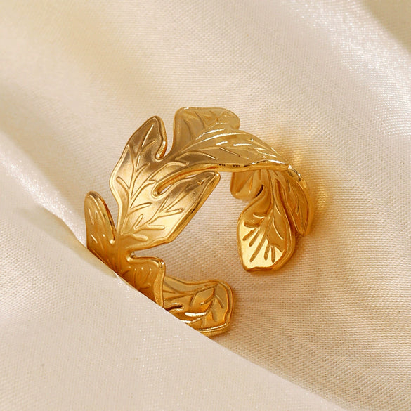 Wholesale Women's Retro Style Stainless Steel Flower Leaf Opening Adjustable Electroplated Ring Jewelry