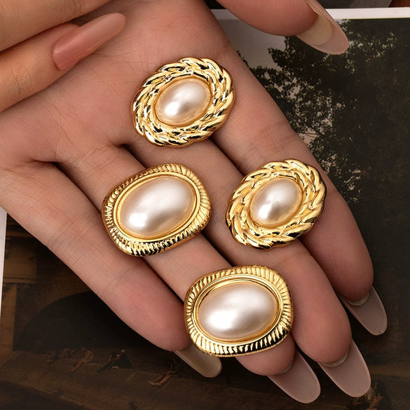 Wholesale Women's Retro Temperament Titanium Steel Pearl Geometric Earrings With Electroplating