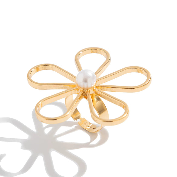 Wholesale Women's Ring Imitation Pearl Hollow Flower Geometric Electroplating