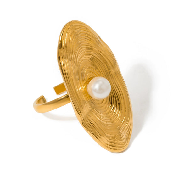 Wholesale Women's Ring Stainless Steel Geometric Oval Pearl Ring With Electroplating