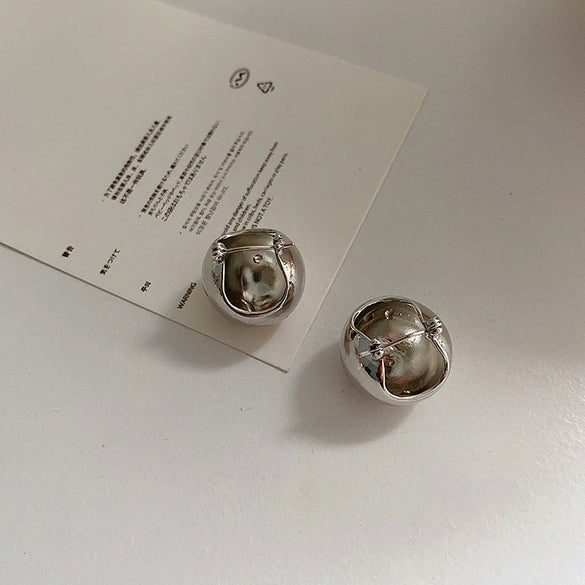 Wholesale Women's S925 Silver Earrings With Niche Design Pearl Geometric Pattern And Diamond Treatment