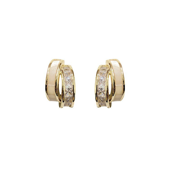 Wholesale Women's S925 Silver Earrings With Niche Design Pearl Geometric Pattern And Diamond Treatment