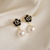 Wholesale Women's S925 Silver Earrings With Niche Design Pearl Geometric Pattern And Diamond Treatment