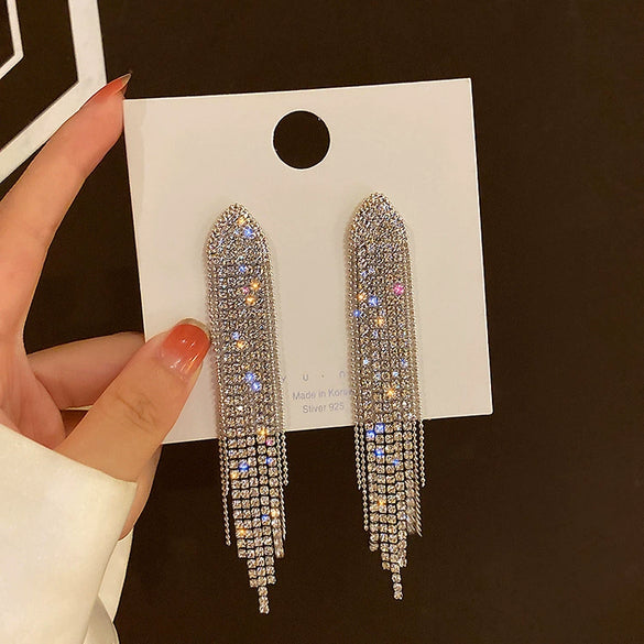 Wholesale Women's S925 Silver Earrings With Niche Design Pearl Geometric Pattern And Diamond Treatment