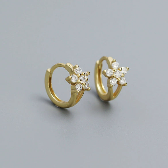 Wholesale Women's S925 Silver Flower Pattern Earrings With Electroplating