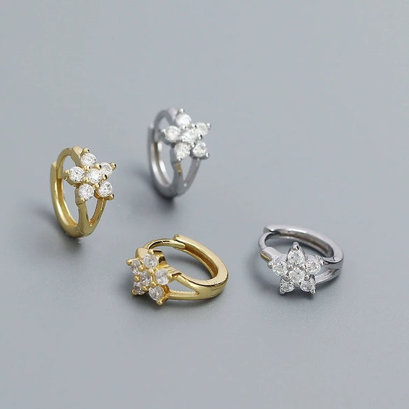Wholesale Women's S925 Silver Flower Pattern Earrings With Electroplating