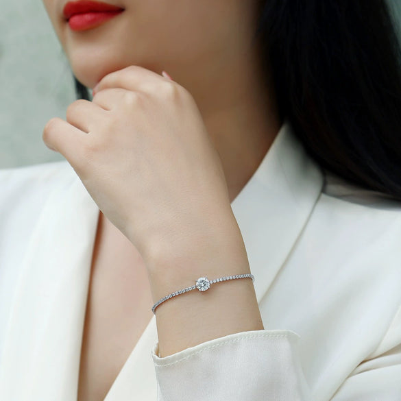 Wholesale Women's S925 Silver Geometric Fashion Bracelet Set With Diamonds