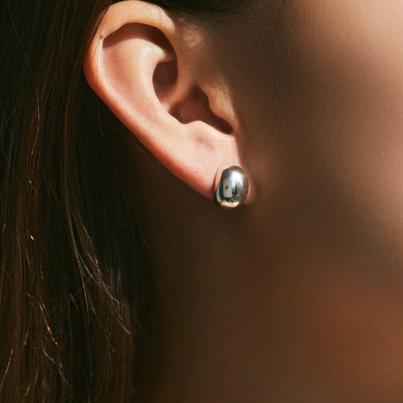 Wholesale Women's S925 Silver Geometric Irregular Bean Electroplated Earrings