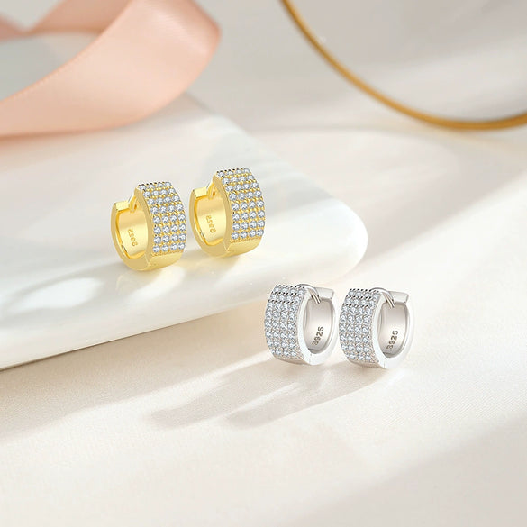 Wholesale Women's S925 Silver Geometric Round Earrings With Electroplating And Flash Diamond Zircon