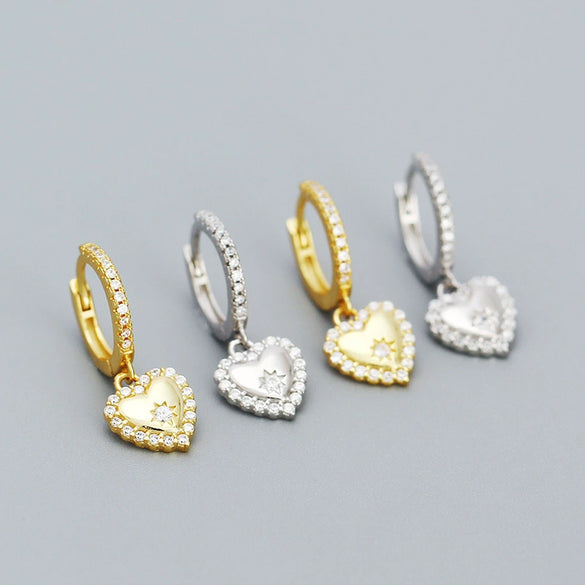 Wholesale Women's S925 Silver Heart Shape Ear Studs With Electroplating And Love Design