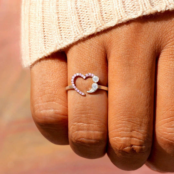 Wholesale Women's S925 Silver Heartshaped Geometric Ring With Electroplating