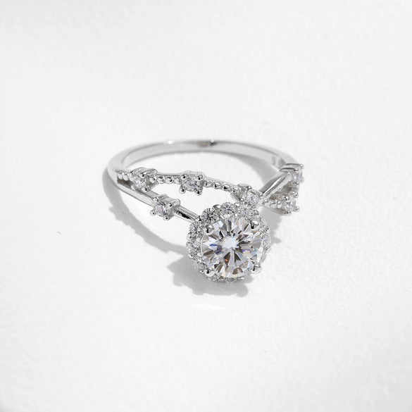 Wholesale Women's S925 Silver Old Money Style Flower Pattern Branches And Tendrils Lines Corolla Ring With Mosan Diamond