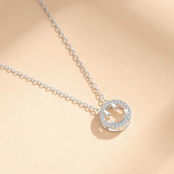 Wholesale Women's S925 Silver Smiley Hollow Diamond Geometric Clavicle Chain Pendant Necklace