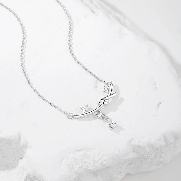 Wholesale Women's S925 Silver Tassel Concentric Knot Necklace With Geometric Pattern And Diamond Design