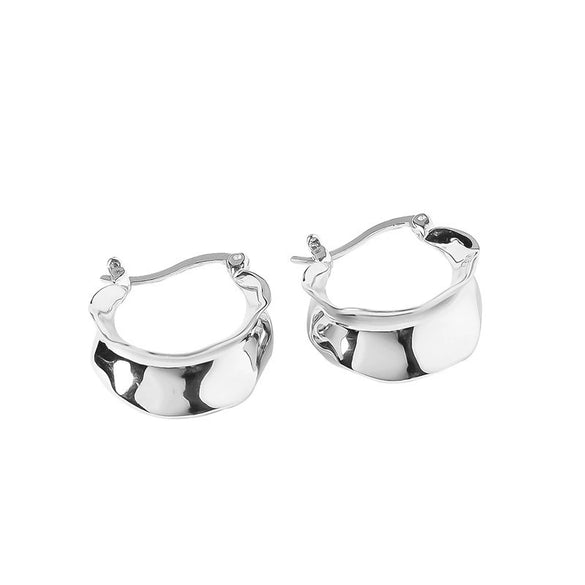 Wholesale Women's S925 Sterling Silver And Copper Irregular Earrings With Leaf Pattern And Simple Metal Design Ear Buckle