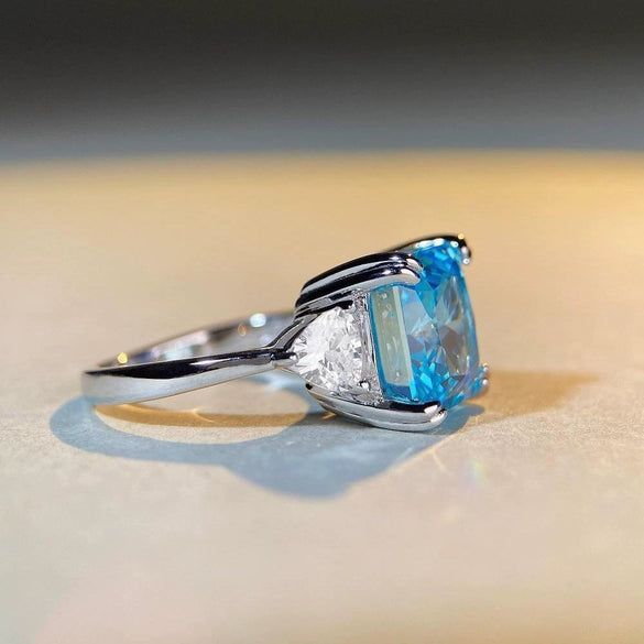 Wholesale Women's S925 Sterling Silver Aquamarine Ring With Geometric Style And Electroplating Treatment