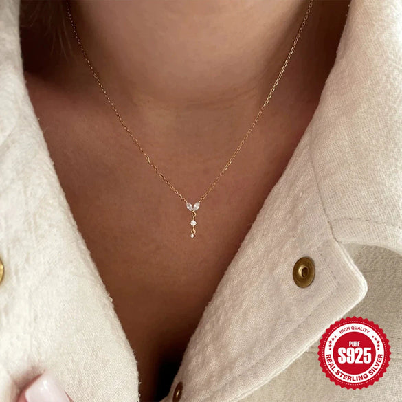 Wholesale Women's S925 Sterling Silver Butterfly Collarbone Necklace With Geometric Zircon Pendant And Electroplating Ochain