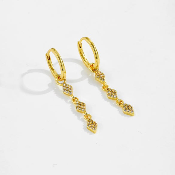 Wholesale Women's S925 Sterling Silver Earrings With Geometric Joker Design And Platinum Or 18K Gold Electroplating