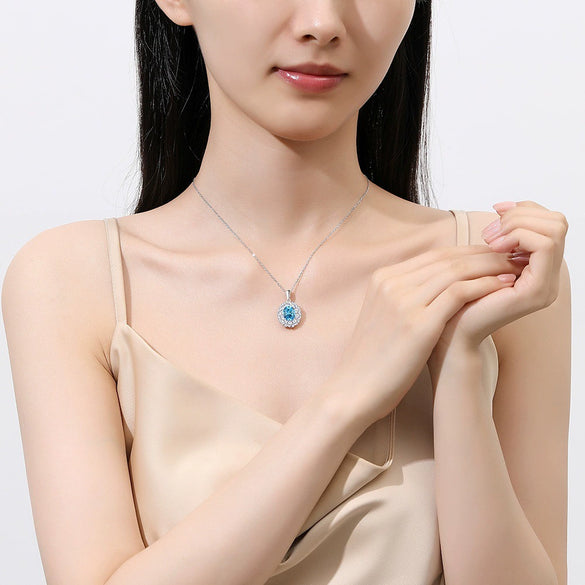 Wholesale Women's S925 Sterling Silver Eggshaped Oval Clavicle Necklace With Aquamarine And High Carbon Diamond Light Luxury Geometric Style Cross Chain