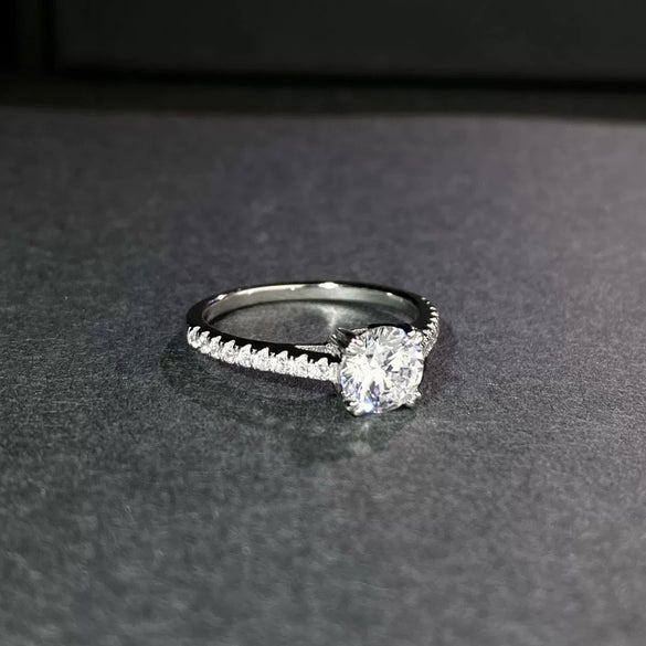 Wholesale Women's S925 Sterling Silver Elegant Geometric Moissanite Ring With Four Claw Setting