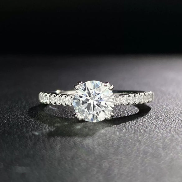 Wholesale Women's S925 Sterling Silver Elegant Geometric Moissanite Ring With Four Claw Setting
