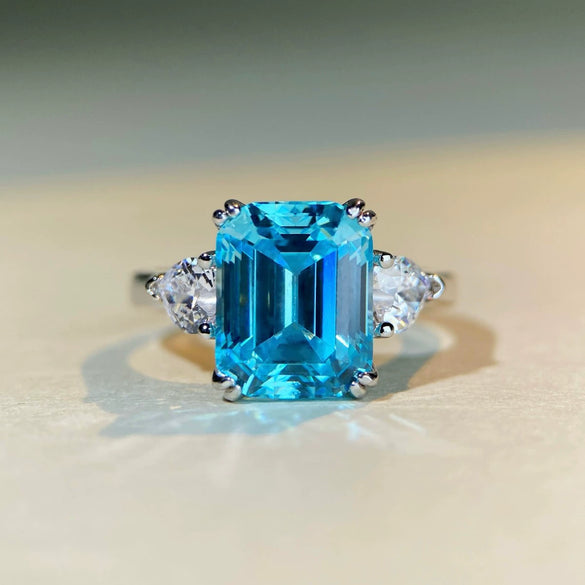 Wholesale Women's S925 Sterling Silver Emerald Cut Ring With Geometric Style And Electroplating Process