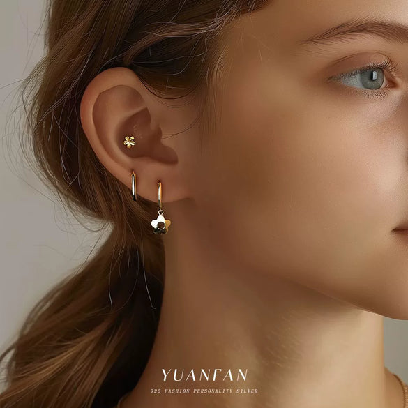 Wholesale Women's S925 Sterling Silver Flower Stud Earrings Electroplated Trendy Simple Design