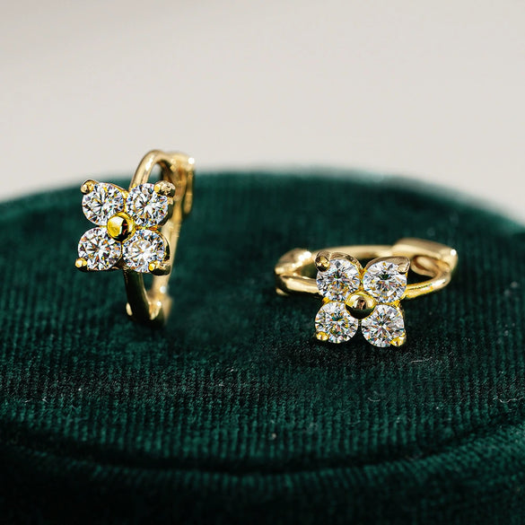 Wholesale Women's S925 Sterling Silver Four Leaf Clover Moissanite Earrings Set With Diamonds Fashion Design