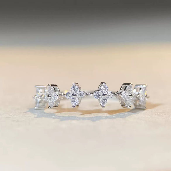 Wholesale Women's S925 Sterling Silver Fourleaf Clover Geometric Ring With Diamond Design