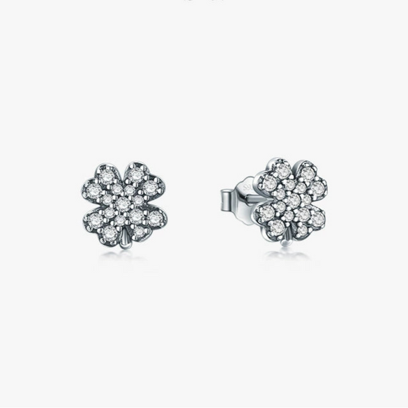 Wholesale Women's S925 Sterling Silver Fourleaf Clover Microinlay Earrings With High Sense And Flower Pattern