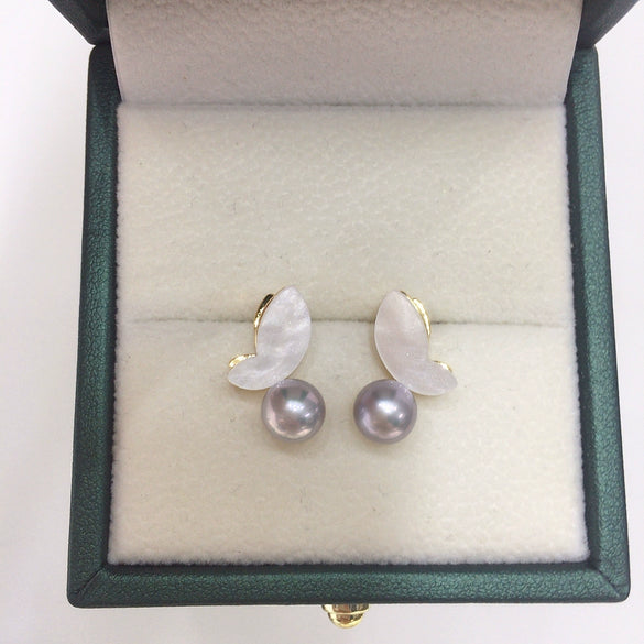 Wholesale Women's S925 Sterling Silver Freshwater Pearl Earrings With Resin Butterfly And Oblate Shape