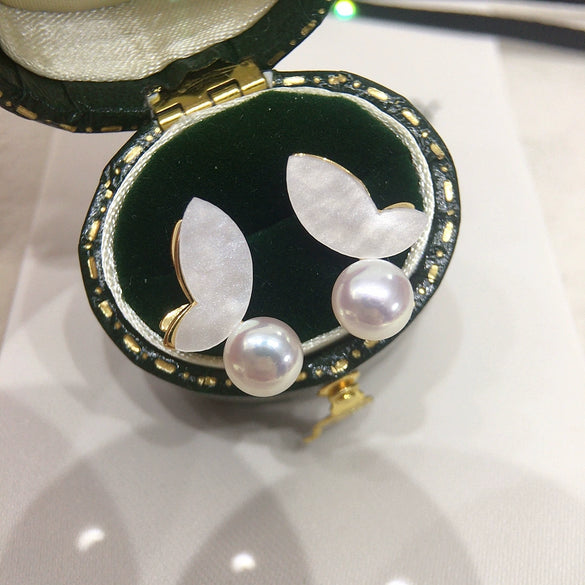 Wholesale Women's S925 Sterling Silver Freshwater Pearl Earrings With Resin Butterfly And Oblate Shape