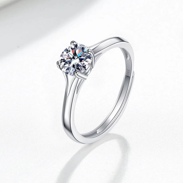 Wholesale Women's S925 Sterling Silver Geometric Four Claw Fashion Wedding Ring With Electroplating