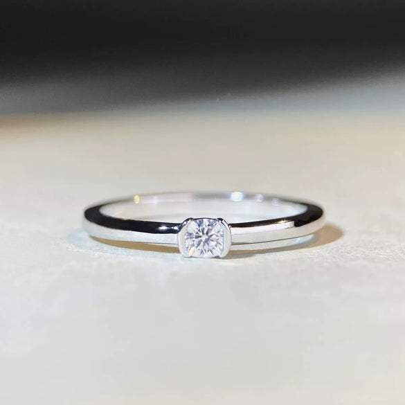 Wholesale Women's S925 Sterling Silver Geometric Moissanite Ring With Electroplating