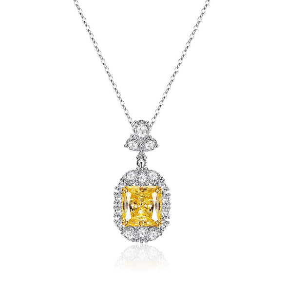 Wholesale Women's S925 Sterling Silver Geometric Pendant Ochain Necklace With Electroplating
